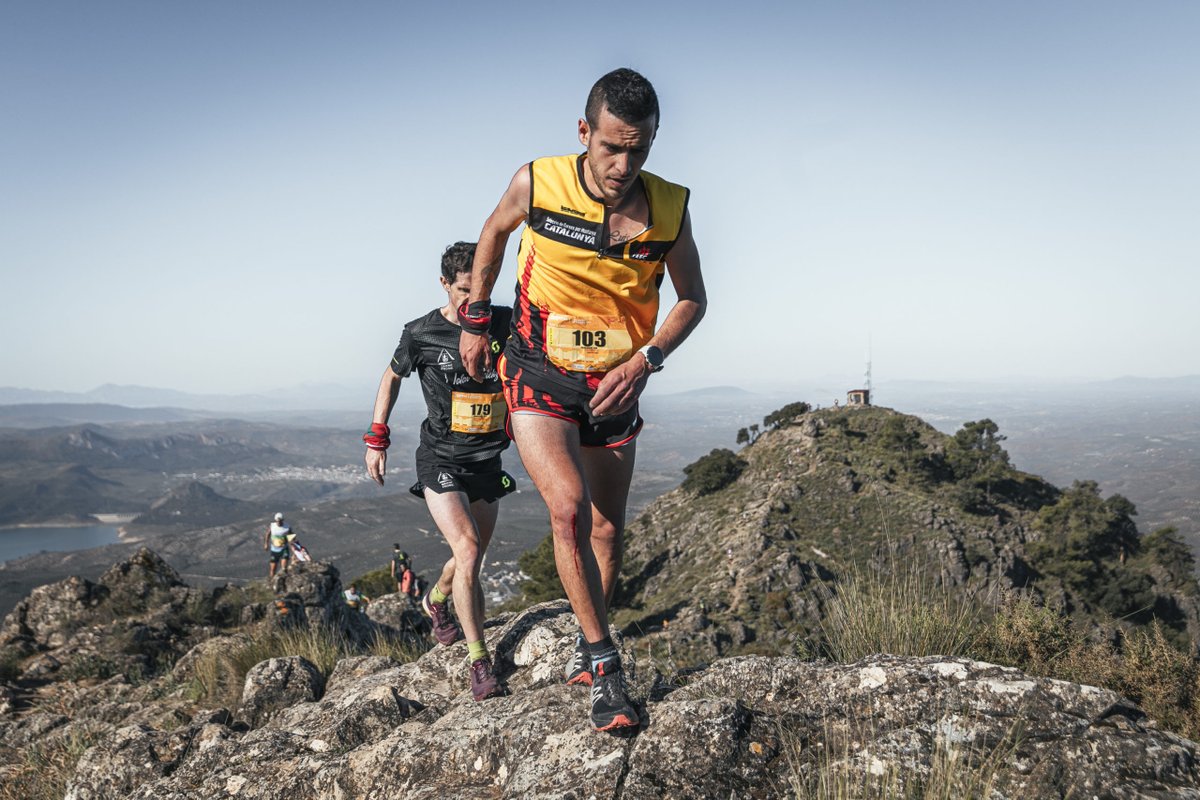 📃 La llista de convocats per a l'estatal a la @trencacimspauls 🏃‍♀️⛰️

El seleccionador, @pererullan, s'emporta a una trentena d'esportistes per aconseguir un títol que es va escapar. 

Sooom-hi equip 💛

➕ INFO ➡️tuit.cat/8Fn0S

#sentlamuntanya #sommuntanya #cursesfeec