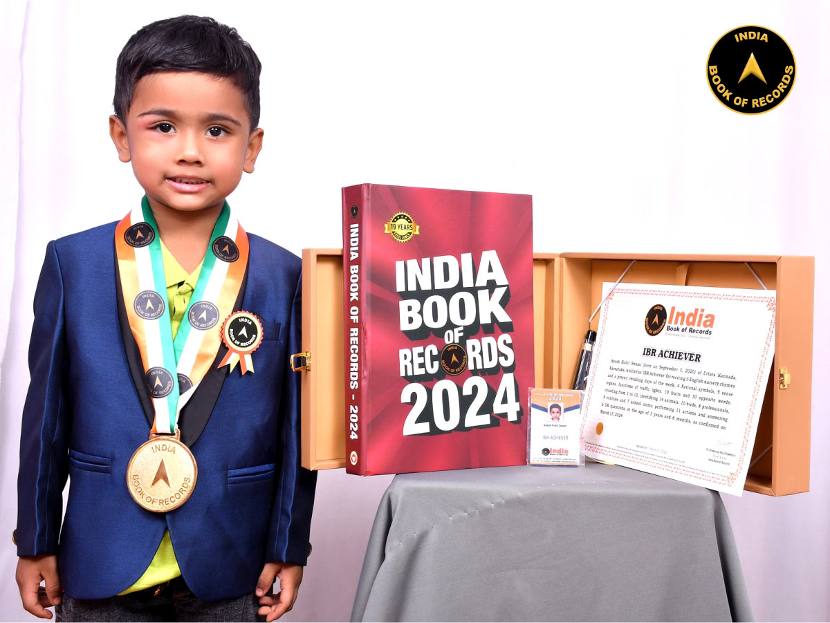 Anosh Rohit Swami of Karnataka, is titled as ‘IBR Achiever’ for reciting 3 English nursery rhymes and a prayer; recalling days of the week, 4 National symbols, 5 sense organs, functions of traffic lights. #IndiaBookofRecords #AnoshRohitSwami Read At: indiabookofrecords.in/anosh-rohit-sw…