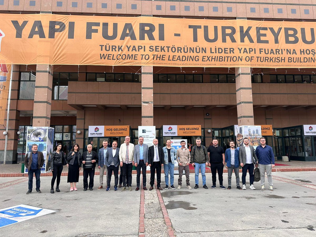 🟦 BTSO 6️⃣7️⃣. Meslek Komitesi üyelerimiz İstanbul’da düzenlenen Yapı Fuarı’nı ziyaret etti. Heyette Meclis Üyemiz Serkan Durmuş ve Komite Başkan Yardımcımız Hakan Deliçay da yer aldı.