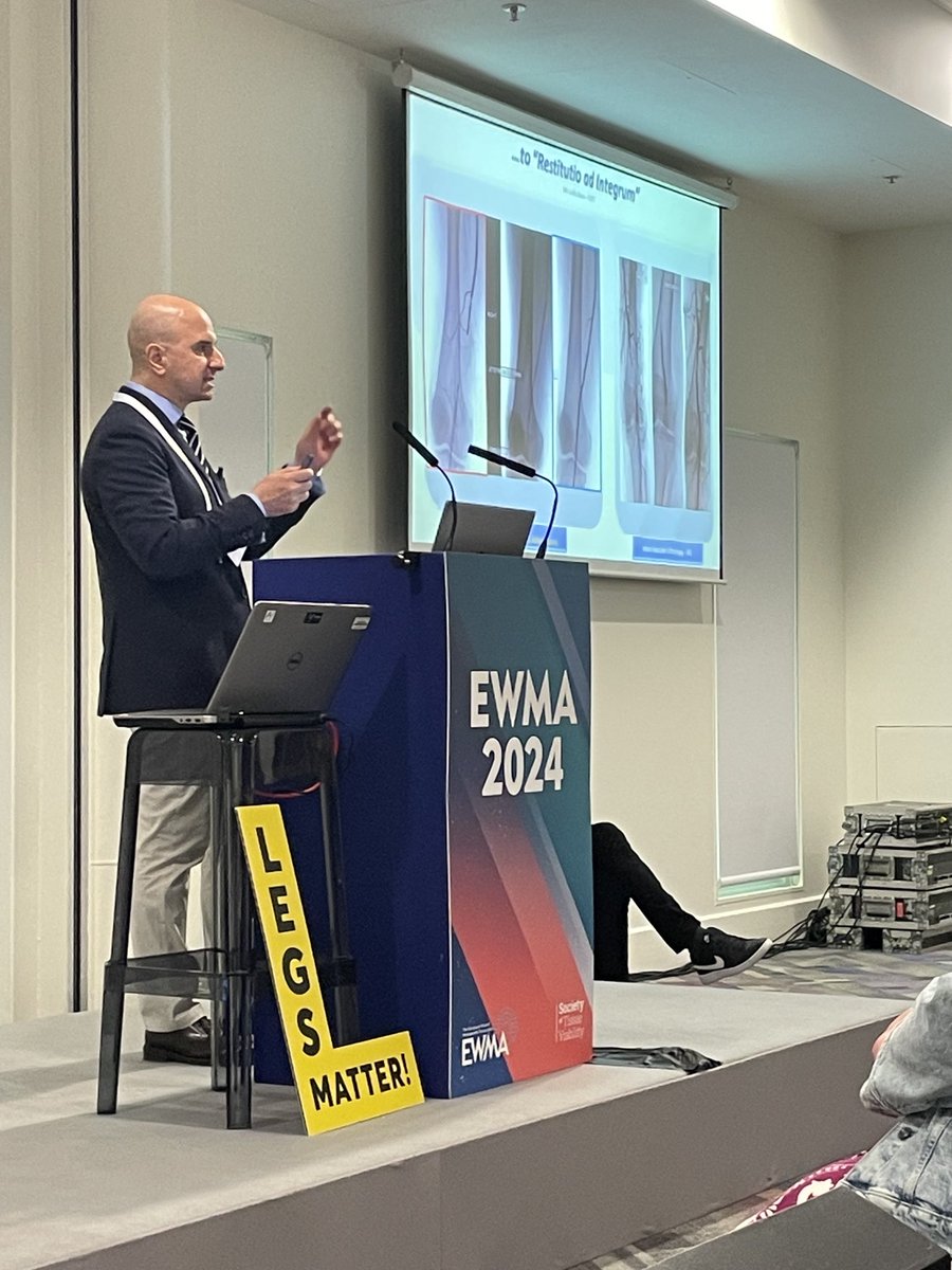 Fascinating session by Mr Biasi, vascular consultant on advanced technology for treating arterial disease. @SoTV_UK #EWMA2024