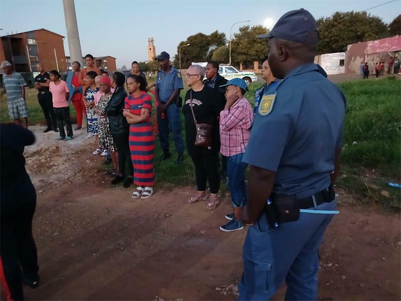 Ways to reduce Uber hijackings and robberies in Eldorado Park discussed citizen.co.za/soweto-urban/n…