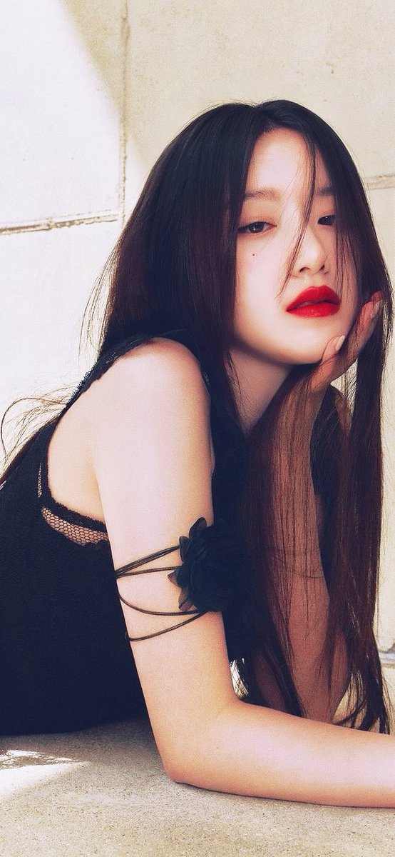 Shu0106_'s tweet photo. 🦋💐
#여자아이들 #GIDLE #슈화 #SHUHUA #舒華 https://t.co/06eCxFdBnq