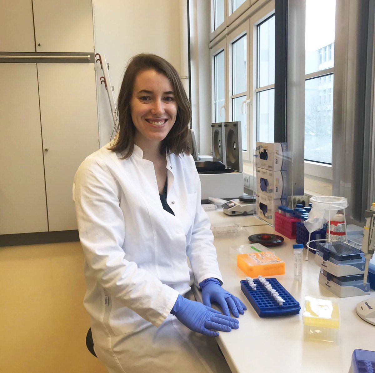 The discoveries that PhD student Megan Michel & colleagues make about diseases of the past through their analysis of ancient DNA—from the Black Death to tooth decay—may well shape humanity’s ability to deal with the pandemics of the future. buff.ly/3wjf7Og @HarvardSoHP