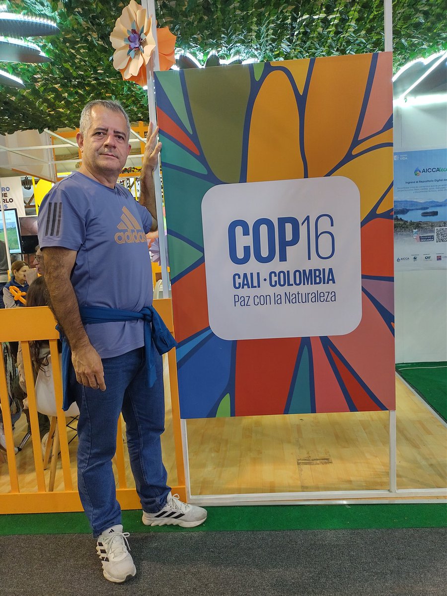 Poco a poco nos acercamos a la #Cop16Colombia #Cop16Cali. Visité stand en la #FILBo2024. Este es un espacio de gran valor para que logremos la protección de nuestra estructura ecológica principal EEP, y complementaria EEC. Temas clave de nuestro modelo de desarrollo territorial.!