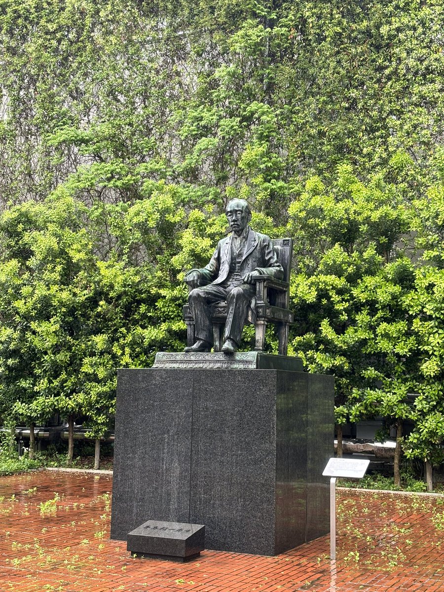 #東工大手島精一先生像部