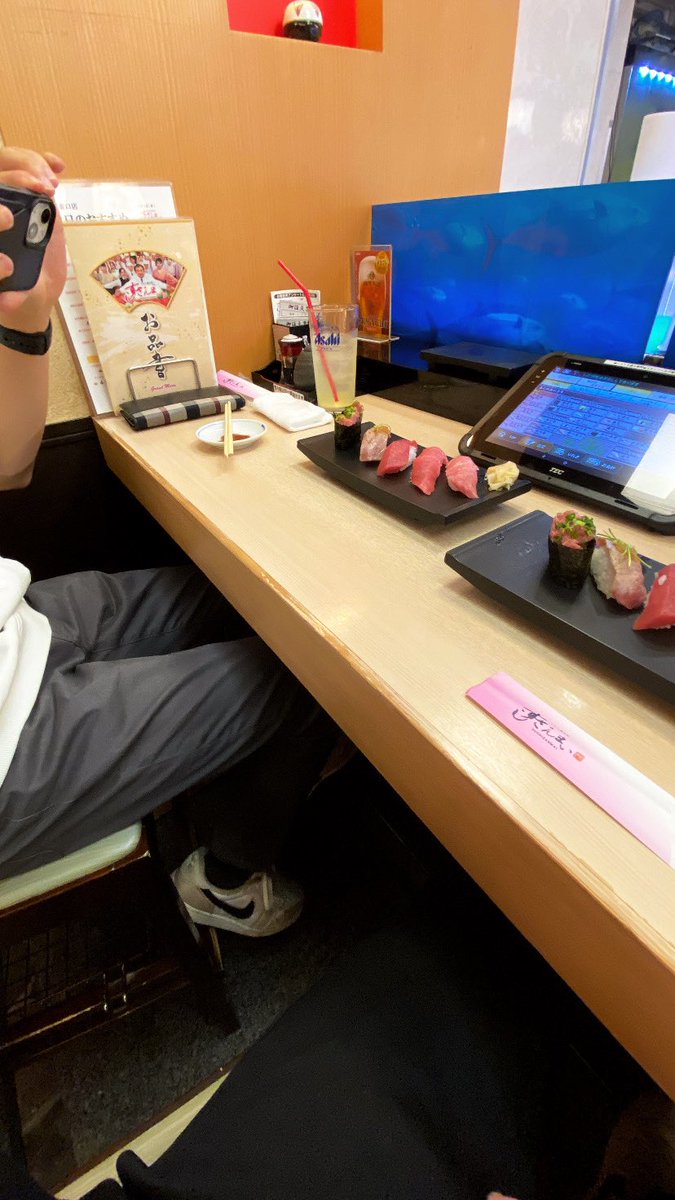 BL1ha's tweet photo. すしざんまいでマグロざんまいしてきた😋
もちろん奢りは自分。
@NERUSON_K3II https://t.co/yp46b6HsoY