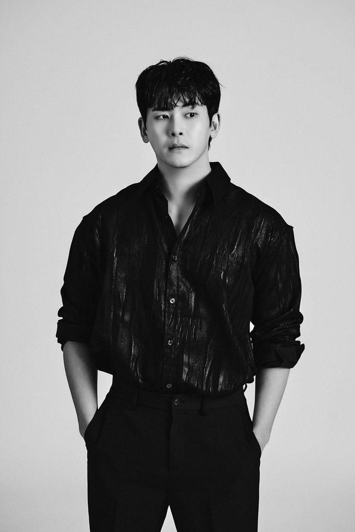 240502 이호원(호야) 인스타그램 

instagram.com/p/C6ddM8lp3H9/… 

#호야 #이호원 #HOYA #LEEHOWON #ホヤ #イホウォン #MBITIOUS #엠비셔스