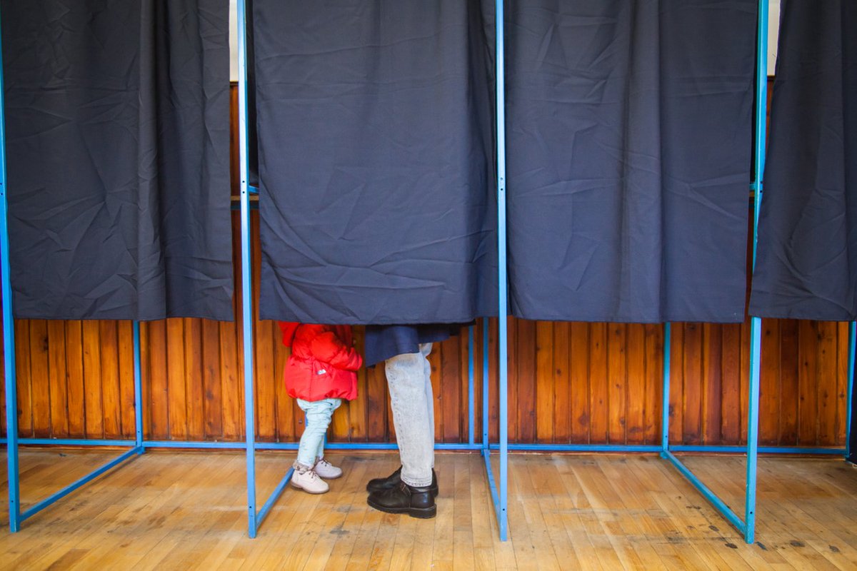 Taking children to polling stations – Children are welcome at polling stations as it's a great way to learn about the democratic process but they are not allowed to mark your vote on the ballot paper. Go to orlo.uk/Avon_And_Somer… details of the election.