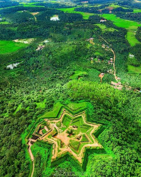 Manjarabad fort, built by King Tipu Sultan (Sultan Fateh Ali Khan) of Mysore (Khudadad Sarkar) in the year 1792 CE. It is a type of star fort, renowned for being very effective against the canon attacks.

📍Sakleshpura, Karnataka State, India.
#IndianMuslimArchitecture