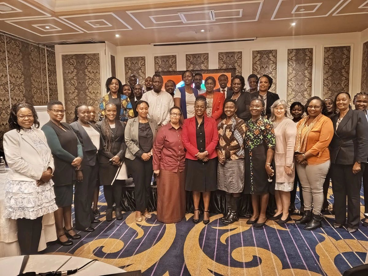 1/3 CREAW is pleased to be part of the Generation Equality Kenya Nation Steering Committee inaugurated by the @gender_ke PS Anne Wang'ombe. Our ED @Wwangechi_leah will be serving as an advisor to this committee which will provide comprehensive guidance and leadership...