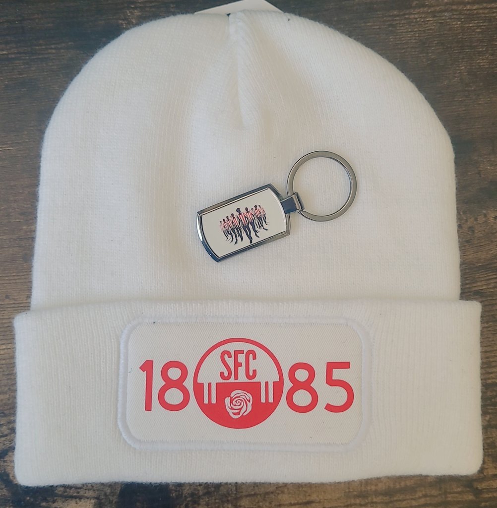 🔴⚪️😇 #Saintsfc Fans... FREE BEANIE AND STEEL KEYRING for one lucky winner! To enter 1️⃣ Follow us @Footy_Fits 2️⃣ Repost this Post Winner chosen Sunday 8pm! Come and grab a some unofficial Merch! footyfits.co.uk 10% off your first order with code 'FIRST10' 🔥