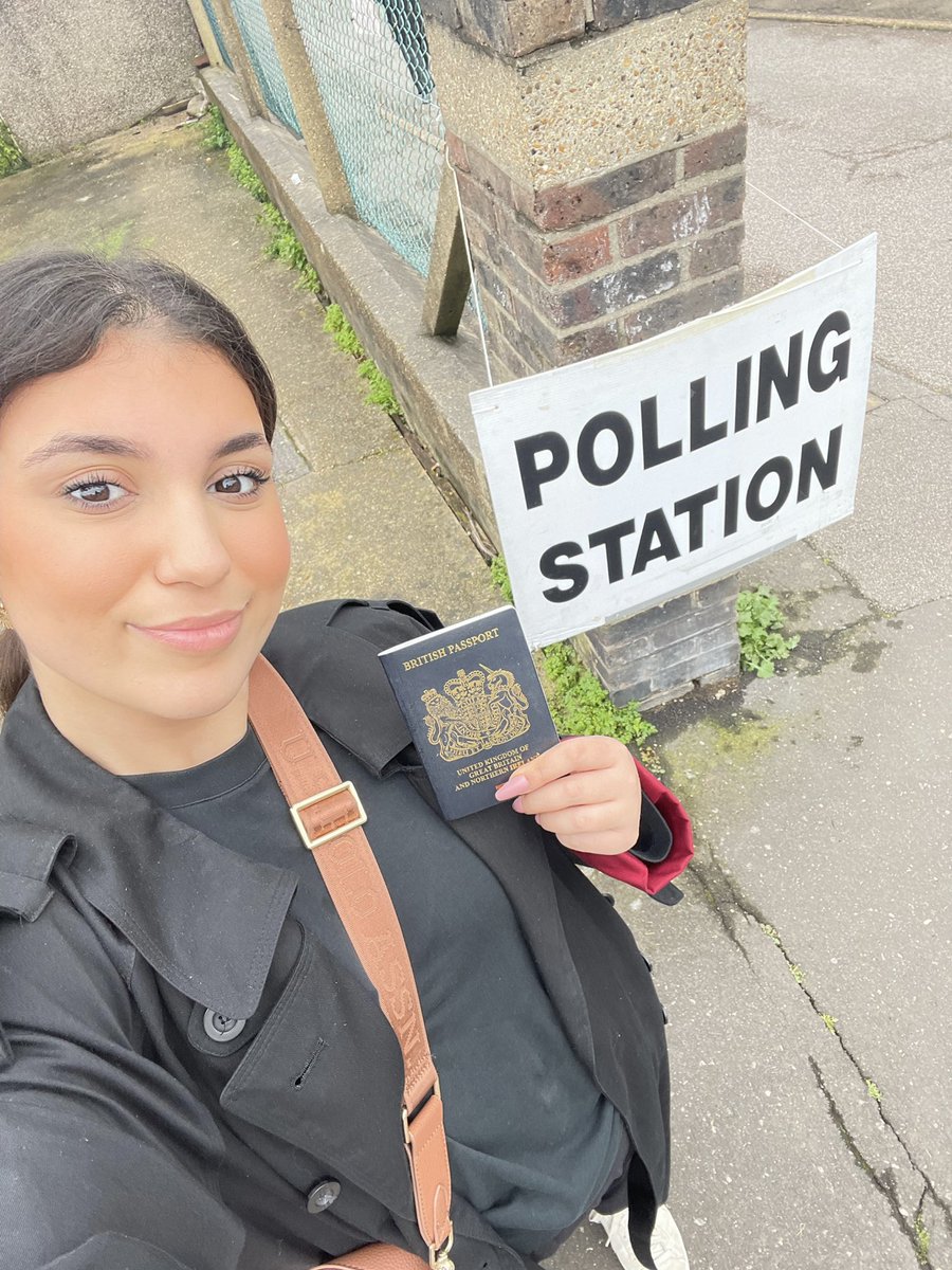 this girl has voted, have you? 🌹🌟#giveanx #votelabour #votesadiq #toriesoutnow