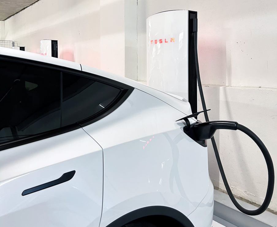 Tesla launches Southeast Asia's first V4 Superchargers in Malaysia. A total of 8 V4 Superchargers and two destination chargers have been deployed at IOI City Mall and IOI Mall Puchong. 

Destination chargers: Free 
Superchargers: RM1.25/kWh
soyacincau.com/tag/tesla