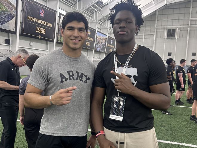 Rivals ⭐️⭐️⭐️ prospect Daniel Adefolarin high on the Black Knights after visit to West Point “Don’t Be On The Outside Looking In … Come Inside GBK For The Latest Dose Of #ArmyFootball Recruiting News, Highlights & Updates” bit.ly/3Umb384