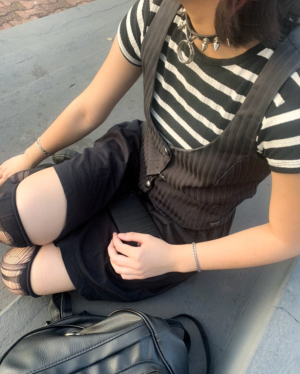 Lebrecomum's tweet image. #emocore #bissexualcore