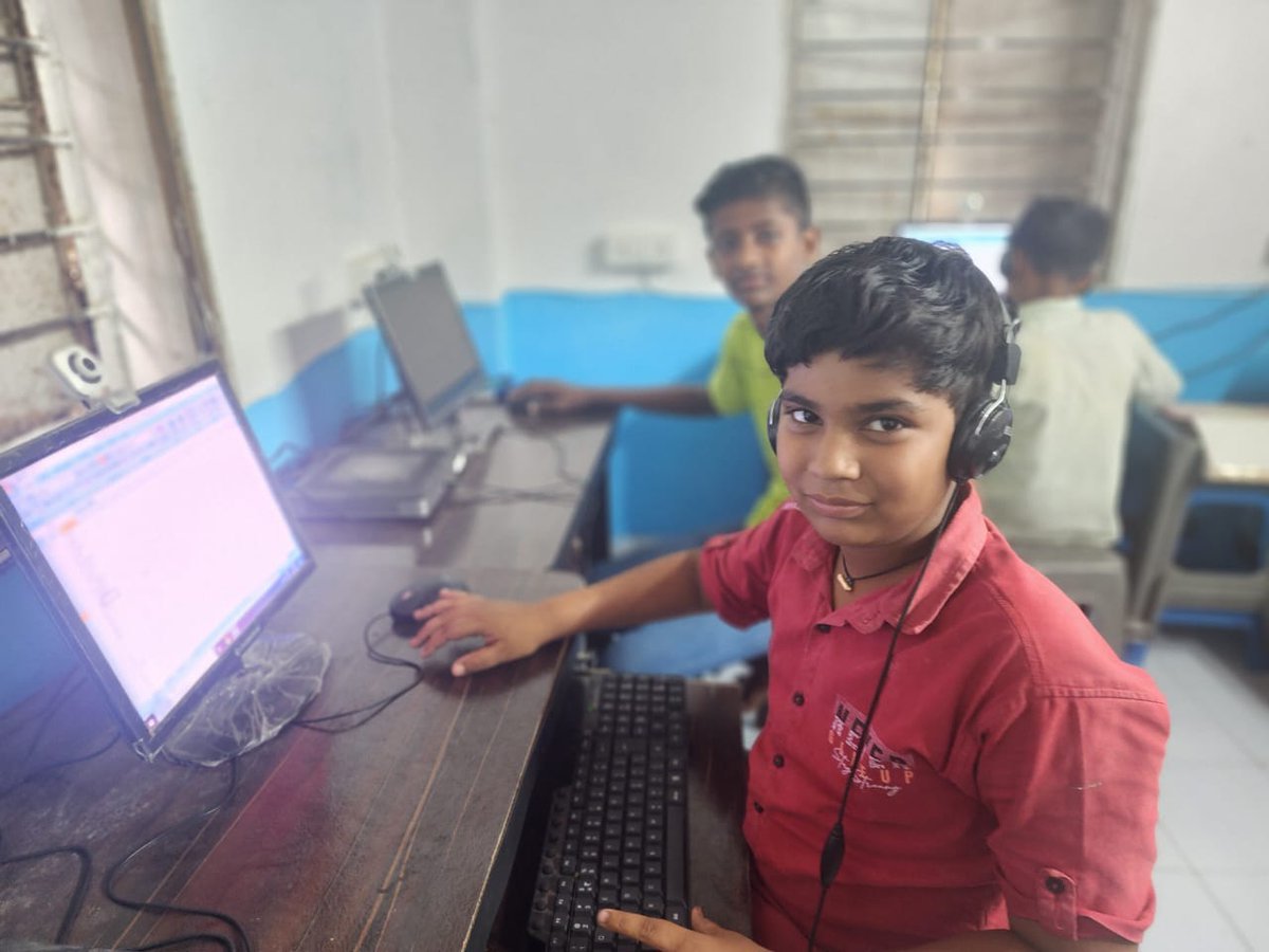 At Yusuf Meherally Center, students are harnessing the power of technology to sharpen their skills! From coding to design, they're embracing the digital age with enthusiasm and determination. Keep up the fantastic work, learners!
#TechSkills #YusufMeherallyCenter #DigitalLearning