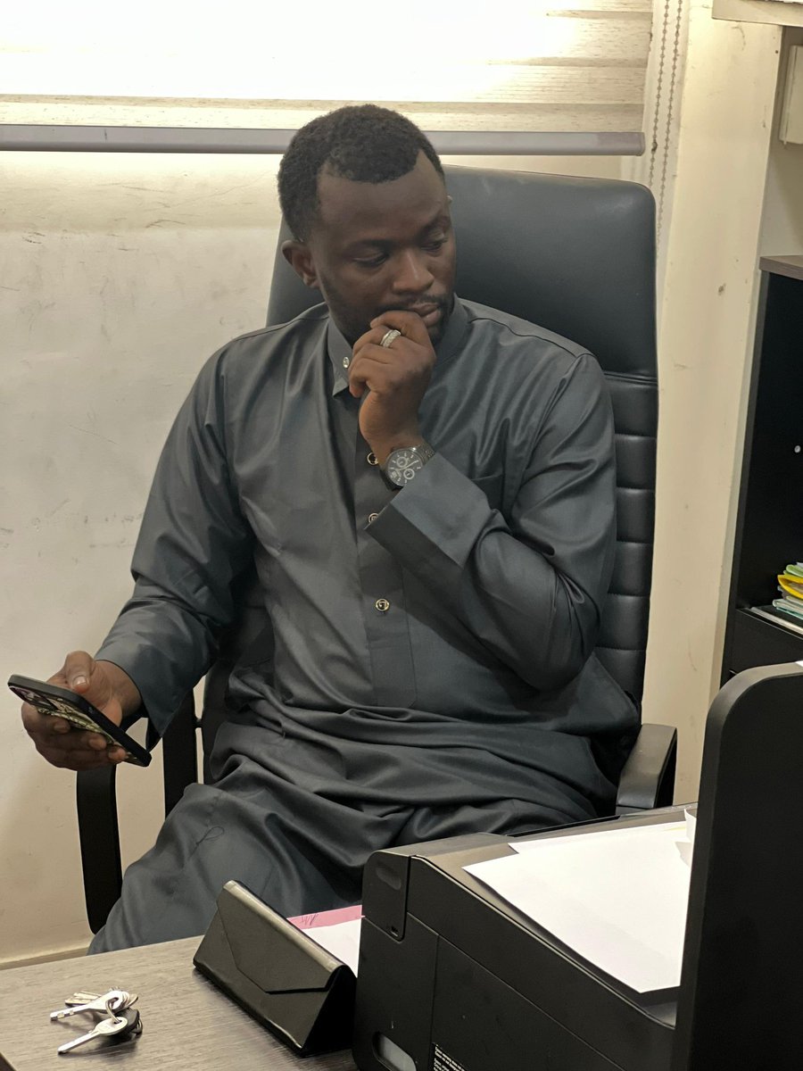 Bouriane2's tweet photo. April wasn't fool, all praise belong to the almighty 🙏🙏🙏 https://t.co/HRJr64PmP2