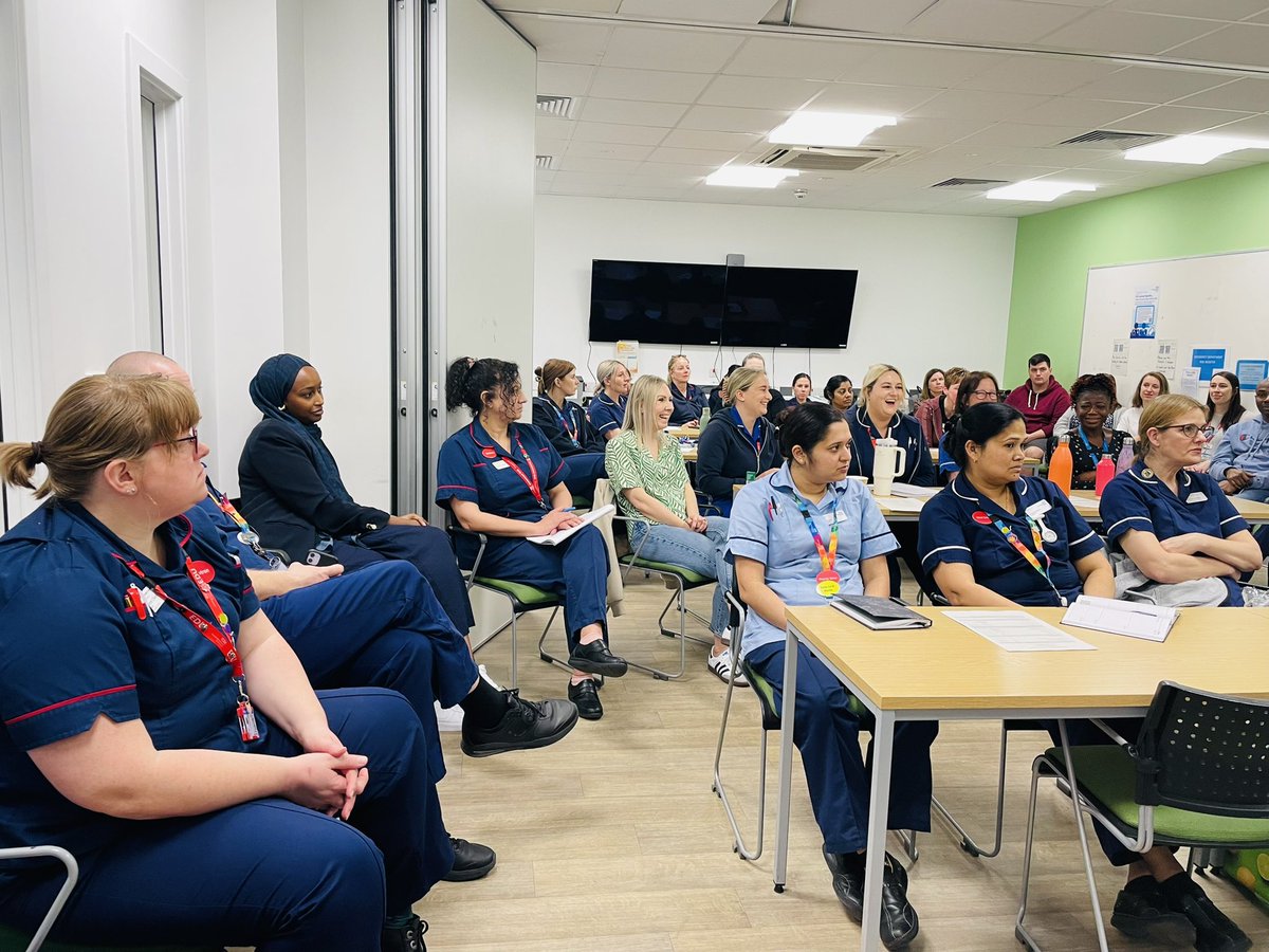 Excellent turnout at today’s professional nurses forum in Emergency medicine.Thanks to everyone for your enthusiastic participation and contribution. @uhl_DOE @kerrymorgan815 @RobinBinks @sueburtonDCN @DianeChampion6 @JulieRockley