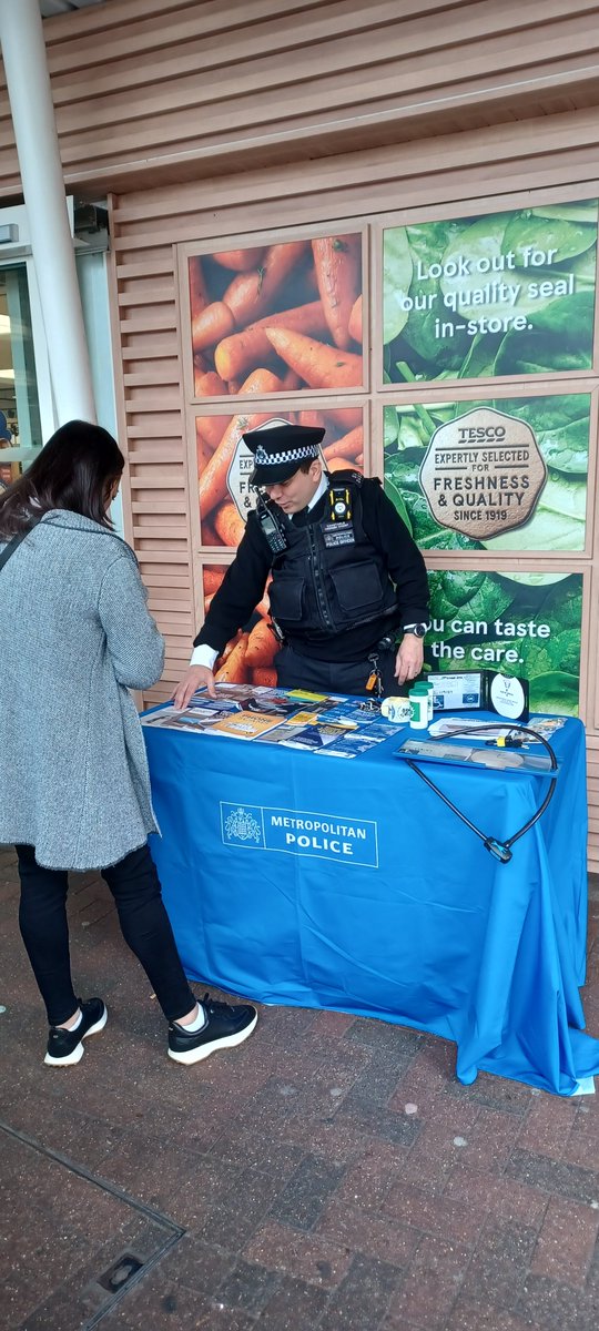 Chadwell & Goodmayes SNT are at Tesco Goodmayes with outreach recruitment for crime prevention and recruitment stalls @MPSRedbridge @MPSGoodmayes @LocalCrimeBeats @essex_crime #2493EA