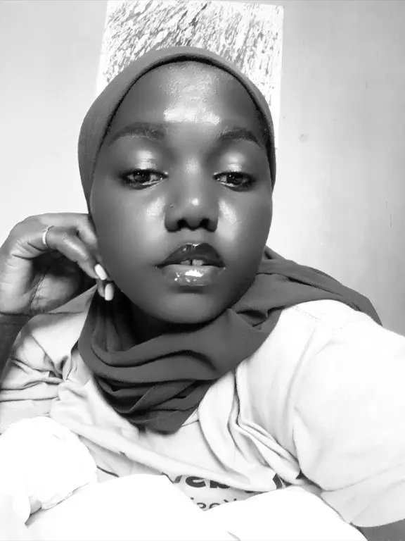 HeardsPro's tweet image. I dont care how much i like you, i will leave you alone if you make me feel un wanted...
😀😀