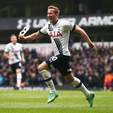 Imagine a sculpture of this four foot tall all wide mouthed and joyous with mask in hand + in that awesome kit 
🤔💭 
Quite a prospect, one I’m thinking needs to be attempted. 
#coys
#handmade #fanart 
#football #icon 
#workinprogress 
#watchthisspace 
#metalart #madebyme 👨🏻‍🏭