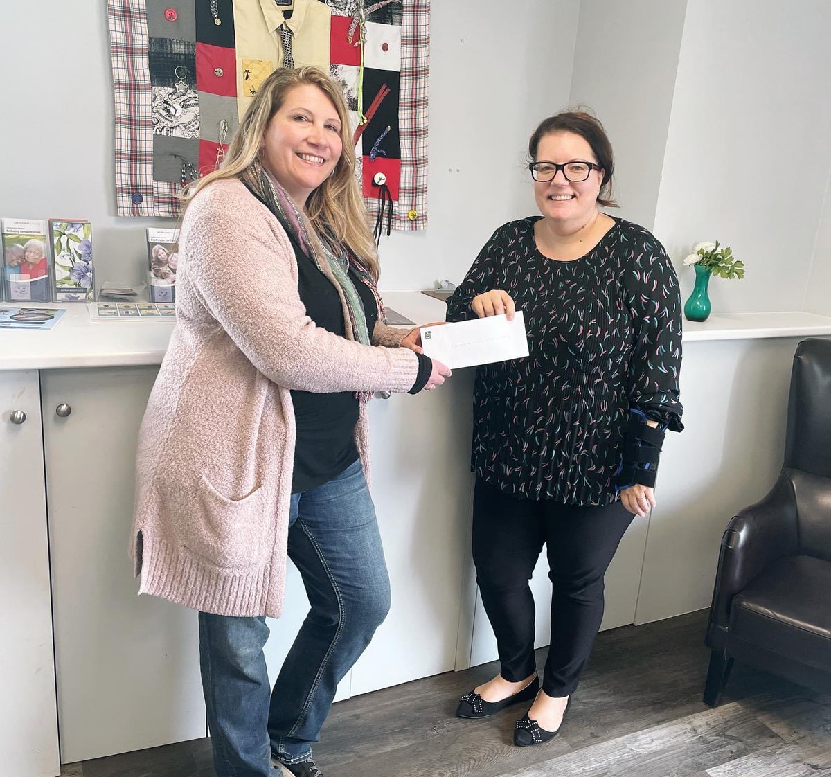 Founder of Impact Funding Solutions , Sarah Clarke, presented the Alzheimer’s Society of Dufferin County a cheque for $1000 today. Executive Director, Carmelina Cicuto says “The funds from the IMPACT grant are a much needed boost to our Montessori Program”