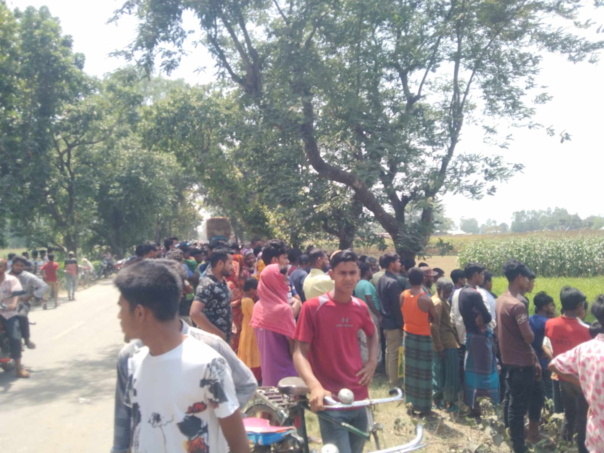 ঠাকুরগাঁও রাণীশংকৈলে ভুট্টা ক্ষেত থেকে এক মরদেহ উদ্ধার করেছে থানা পুলিশ