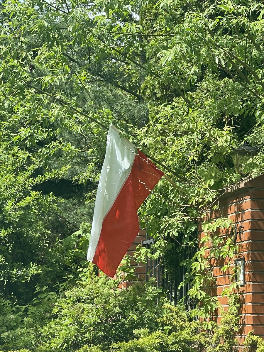 Warm congratulations to our 🇵🇱 close friends and allies on #FlagDay #DzienFlagi