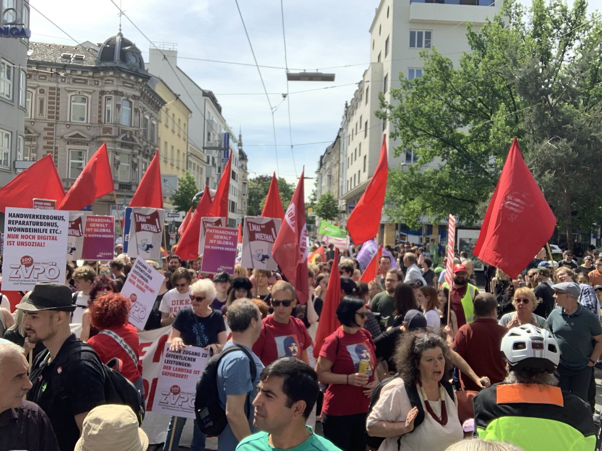 #Hochderetstemai 
#Proletariat 
<a href="/kpoe_linz/">KPÖ & unabhängige Linke Linz</a>