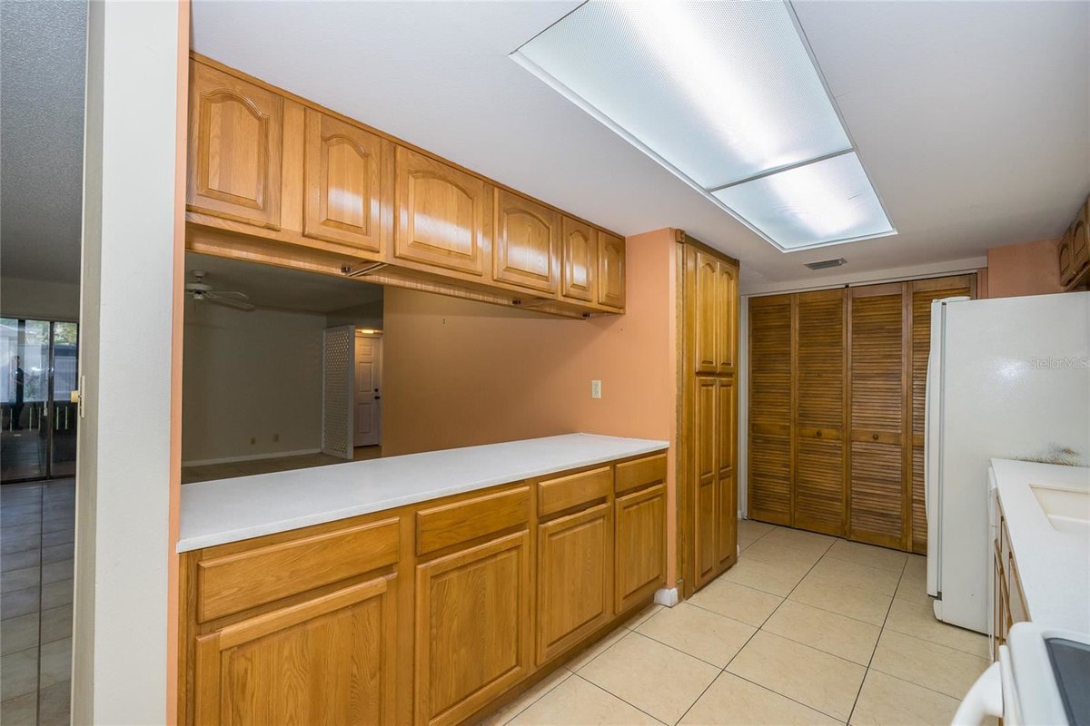 akrenny's tweet photo. 7936 Pine Drive #43, Temple Terrace, FL, 33637
3 bed | 2 bath 1260 Sq. Ft.
Active | 220000
https://t.co/SmOPIpMqWw
PUBLIC REMARKS: 3bedroom 1 bath, master bath can be accessed through master bedroom or hall. Double pane windows throughout, with the exception of sliding glass... https://t.co/kl73NVZEJ4
