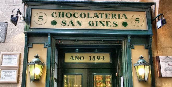 Craving Spain´s most popular breakfast – Churros con chocolate? Do visit the legendary Chocolatería San Gines @ChocoSanGines Madrid, home to the most indulgent churros served with hot chocolate since 1894. #DidYouKnow