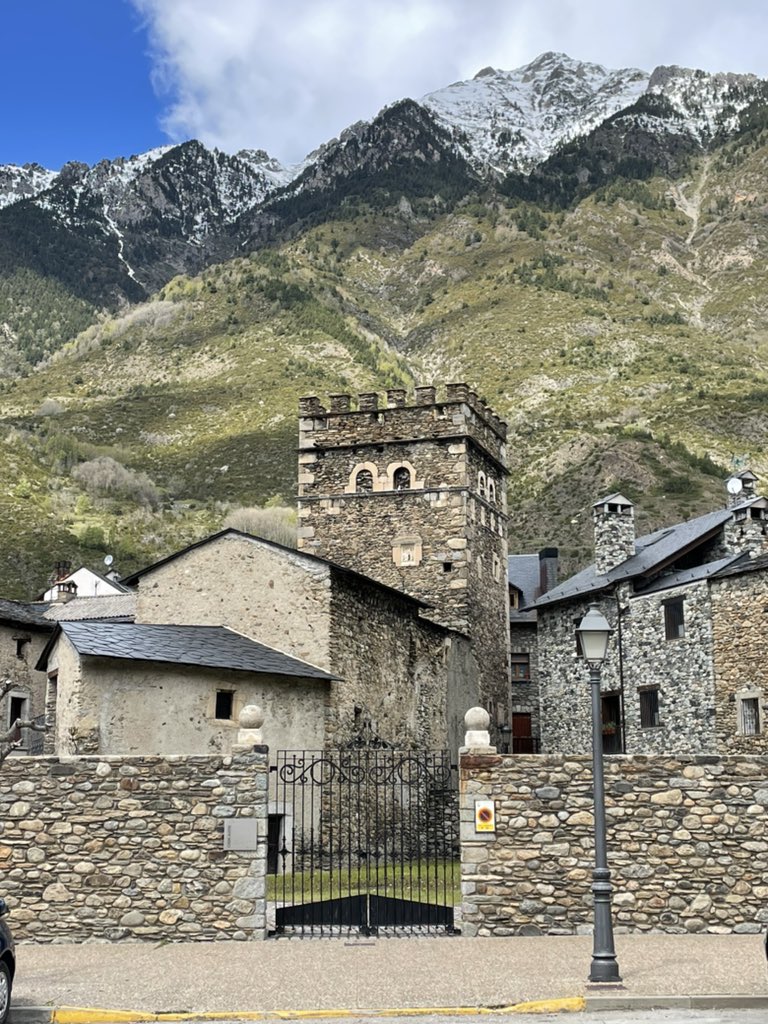 Menudo espectáculo son los Pirineos.