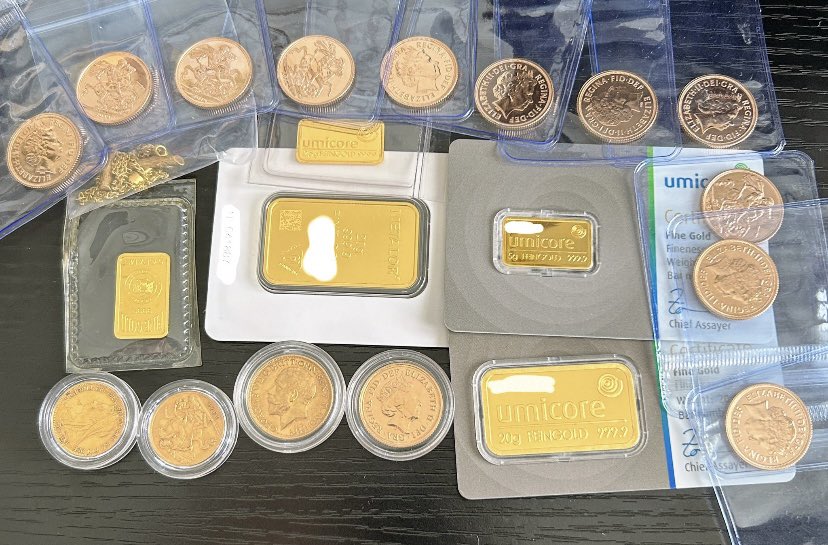 Stay Golden for today’s community post.  The sun 🌞 is shining today and so should you be. #silver #gold #investing #investingTips #stacking #silverstacker  #collector #goldbullion #coins #silverPrice #silvercoin #goldprice 👇🏻👇🏻👇🏻