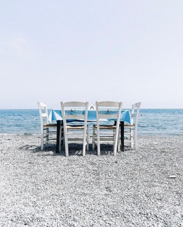 A table for four by the sea is more than a meal—it’s a #great experience. #VisitPieria and let this view be your backdrop!

#GreatShot by @gakisdimitrios

#DosomethingGreat #VisitCentralMacedonia #visitgreece #visitpieria #summeringreece #just60minutes #uniqueexperience