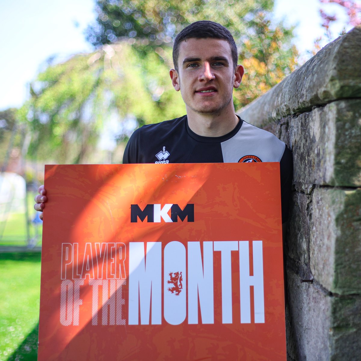 Almost 3️⃣0️⃣0️⃣ minutes of #cinchChamp action throughout April - just one goal conceded ⛔️

#DUFC Academy graduate @RossGraham611 has been selected as our MKM Player of the Month for the second time this season ⭐️

🦁 Congratulations, Ross!