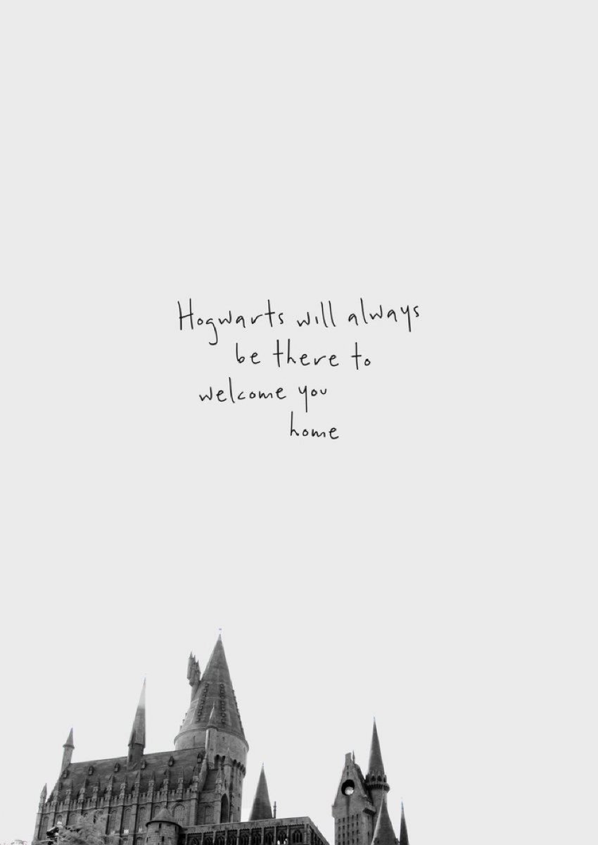 Hogwarts will always be there to welcome you home 🏰