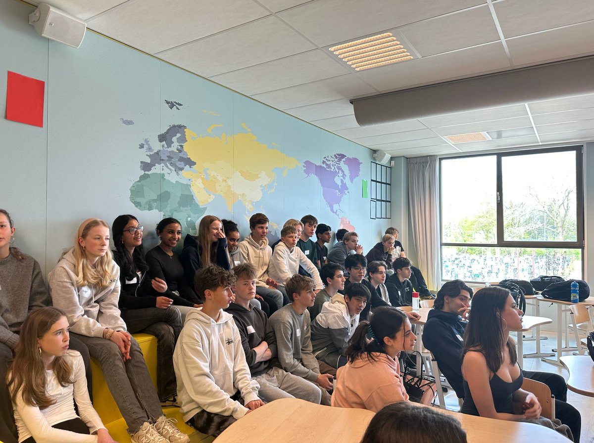 IntlSchAmst's tweet image. This April marked the 10th anniversary of the collaboration between ISA and the Hermann Wesselink College. The project aims to support our Dutch Language Acquisition students to better integrate with the culture. 

#ISAstories #DevelopingCommunities