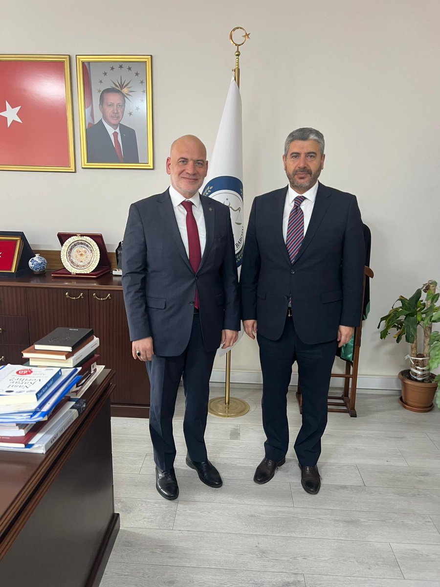 Ankara 2 Nolu Baro Başkanımız Av. @sabrihafif 'i ziyaret ettik. 

Nazik misafirperverliği için başkanımıza teşekkür ediyorum.