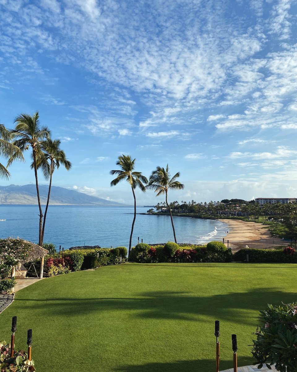 A moment made for reminiscing - these postcard-worthy landscapes. Visit bit.ly/4cO55oM and share your favorite #FSMaui experience in the @cntraveler's 2024 Reader's Choice Awards for a chance to win an expedition of a lifetime with Viking Cruises.