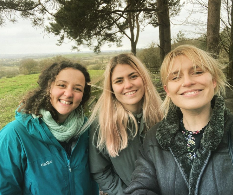 Or, if you are looking to get involved in our green spaces, why not join one of our green spaces volunteering groups? Fresh air, exercise and friendship await. oxfordpreservation.org.uk/sign-green-spa…
#mentalhealthawarenessweek #greenspace #volunteer #oxford #OPT