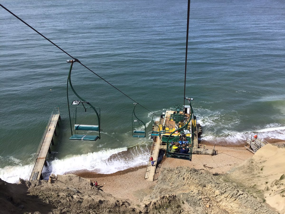 Fleetville Junior School tweet media