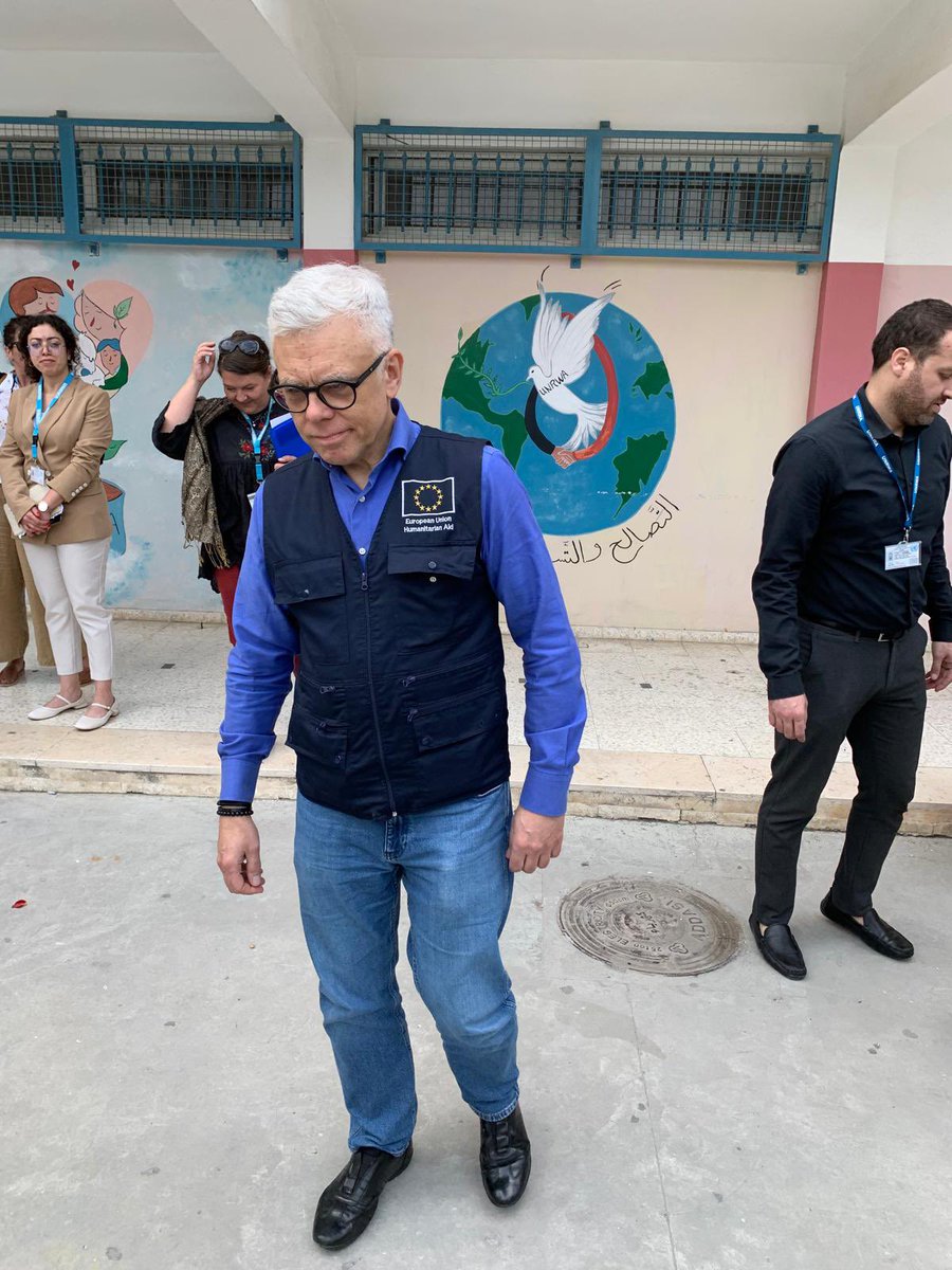 👇🧵1/3 I just completed my visit to the Middle East. In the Jalazone camp, I visited one of the schools where @UNRWA provides an education to almost 46,000 Palestine refugees in the #WestBank, witnessing first hand the agency's critical role.