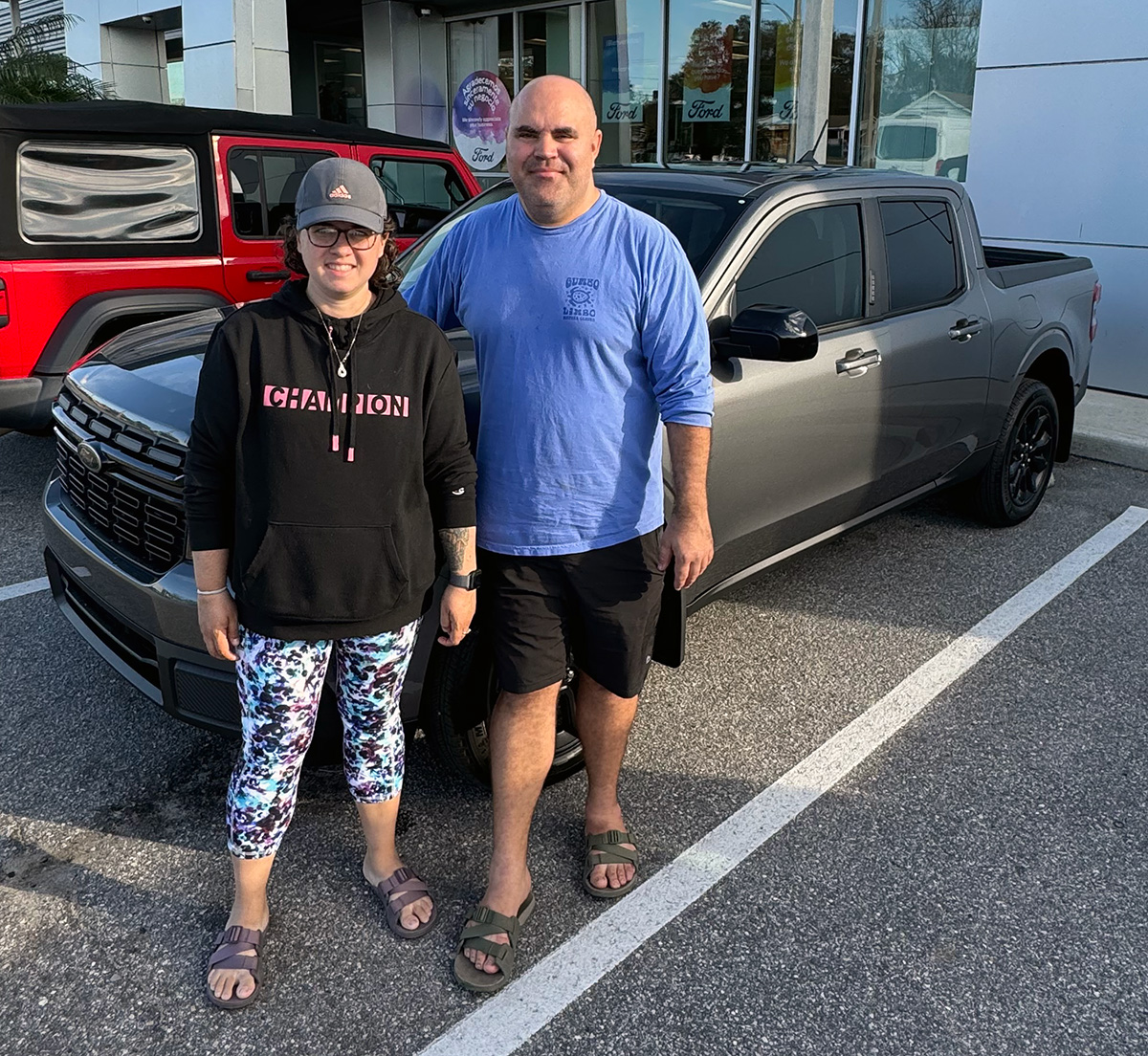 Sean Bardes was looking for a #NewTruck when he saw the #2023Maverick at #LakelandFord & decided to take a closer look. Salesperson #RichardBerndt showed all of the options and made sure it was the #PerfectOne! #Congratulations Sean & #ThankYou - We're here for you! #FordFamily