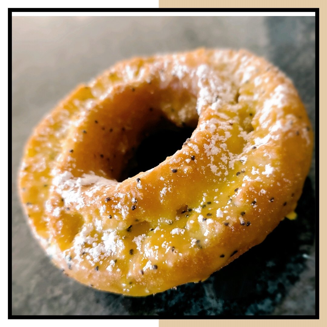 All hale the 'LEMON POPPY'
A delicious dip of zesty lemon, with the crunch of poppy, makes this cake donuts a year-round staff favorite 😍 

#cookedinlard #donuts #donutshop #Cafe #portlandmaine #hifidonutsportland #maine