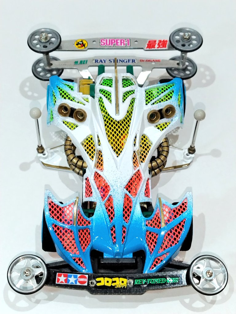 ミニ四駆　レイスティンガー　タミヤ　完成品　肉抜き　塗装　改造　スーパー1 ミニ四駆 レイスティンガー タミヤ 完成品 肉抜き 塗装 改造 スーパー1