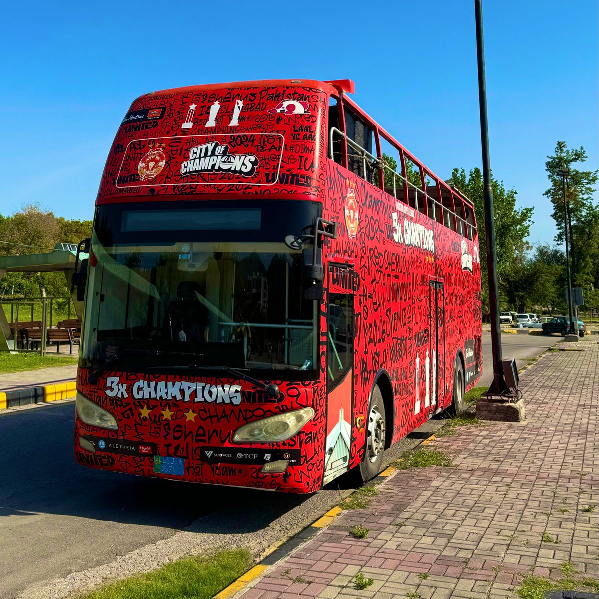Beep beep 📣

Next stop: Victory Parade! 🚨

 ⌚️ 5:00 PM to 8:00 PM
📍 From Shalimar ground to F9 Park

#VictoryCelebration #3xChampions #UnitedWeWin #CityOfChampions