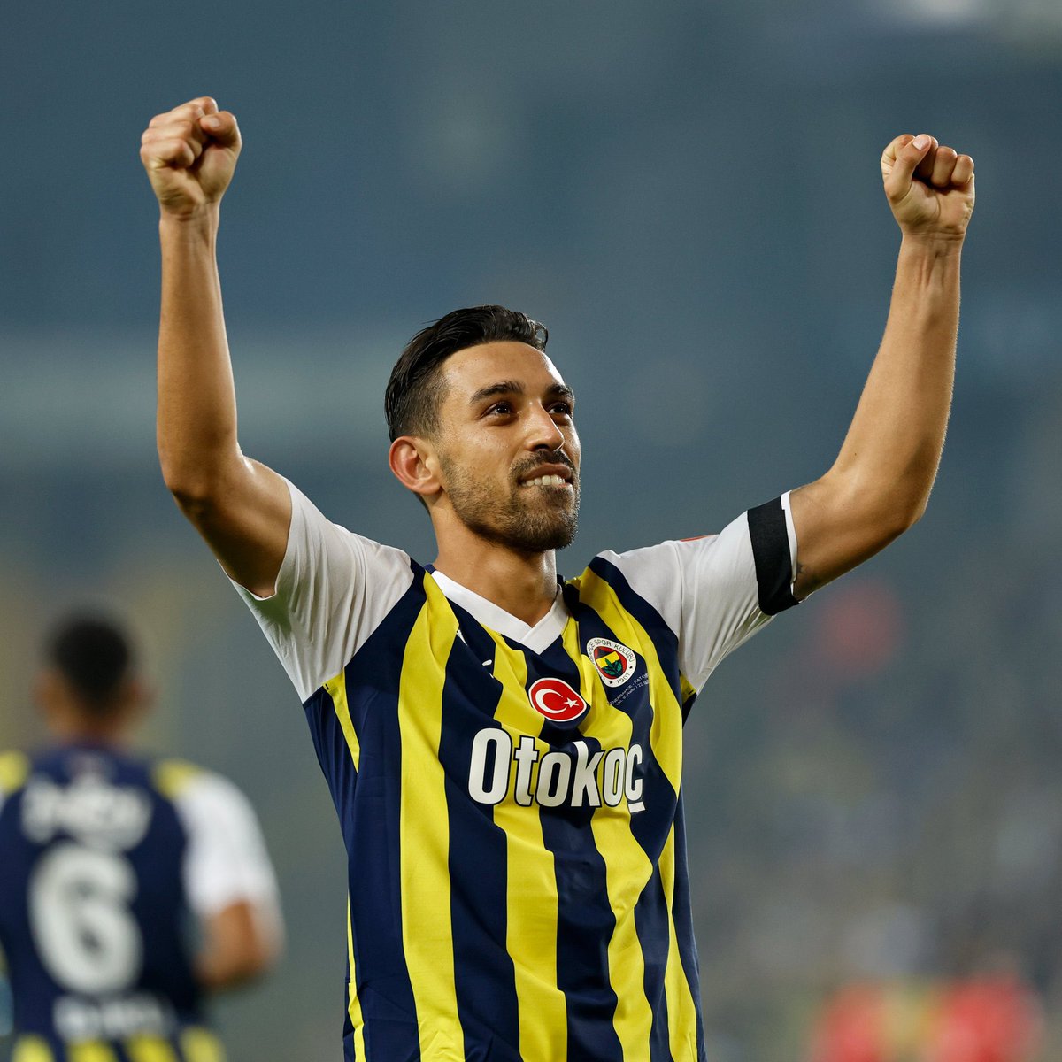 🚨 SON DAKİKA!

💥 Sevilla, İrfan Can Kahveci için Fenerbahçe'ye ilk resmi teklifini 9 Milyon Euro olarak yaptı.

(📰 @EvrenChicago)