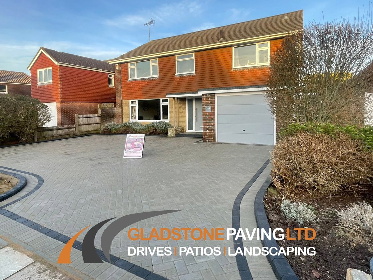 Looking to improve the use of your driveway? We can design and build the perfect driveway for your home. For more information call us today on 01323 887 678

#driveways #patios #patio #landscape #landscaping #resin #paving #home #property #eastsussex #eastbourne #polegate