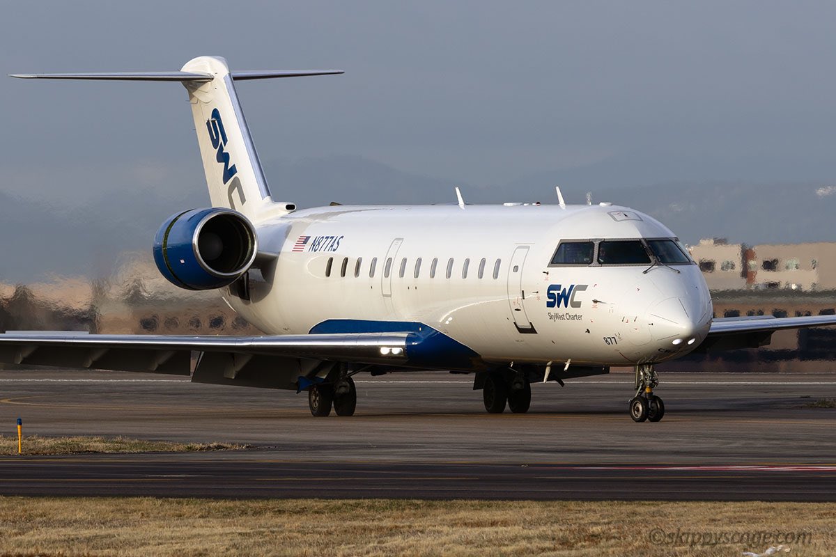 CRJ200ER N877AS | Skywest Charter | Centennial Airport, CO KAPA | March 2024

#privatejettravel #privatejets #privatejet #bizjets #commercialaviation #flycentennial #bizjet #avgeek