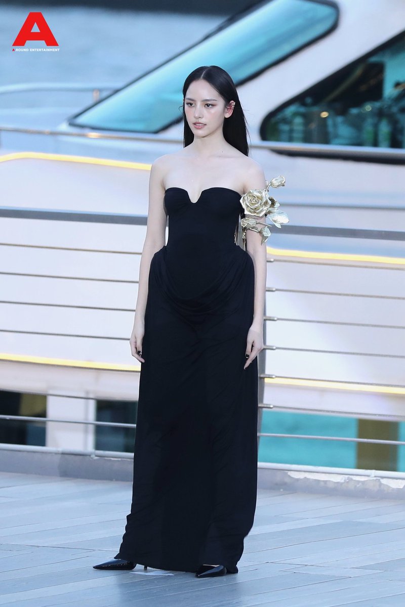 around_ent's tweet photo. “ณิชา ณัฏฐณิชา” ร่วมงานอีเว้นท์สุดยิ่งใหญ่แห่งปี L'Oreal Paris Worth It Event ชวนค้นหานิยาม 'We're Worth It คุณค่าที่เราทุกคนคู่ควร' 

#LOrealParisTH #WorthIt
#nychaa https://t.co/XL5Rfe08EZ